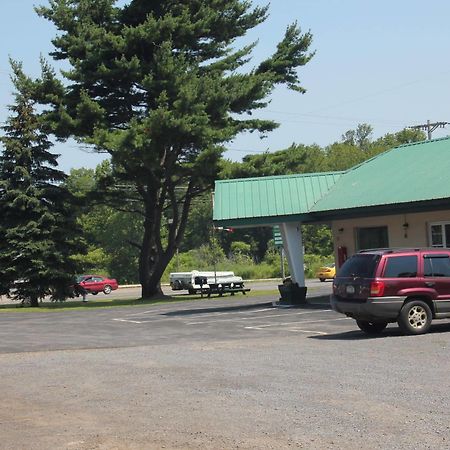 Evergreen Motel Oswego Εξωτερικό φωτογραφία