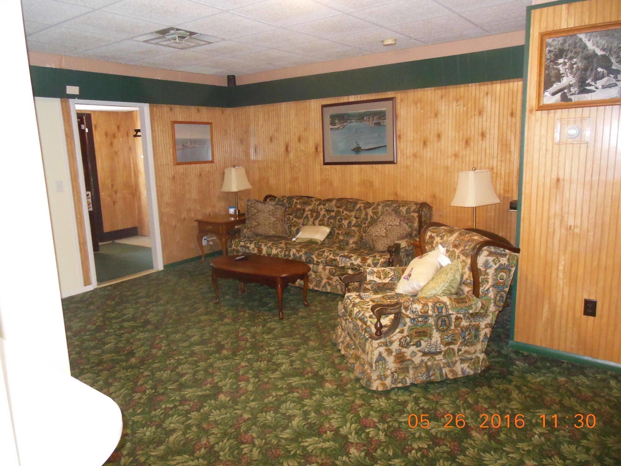 Evergreen Motel Oswego Εξωτερικό φωτογραφία