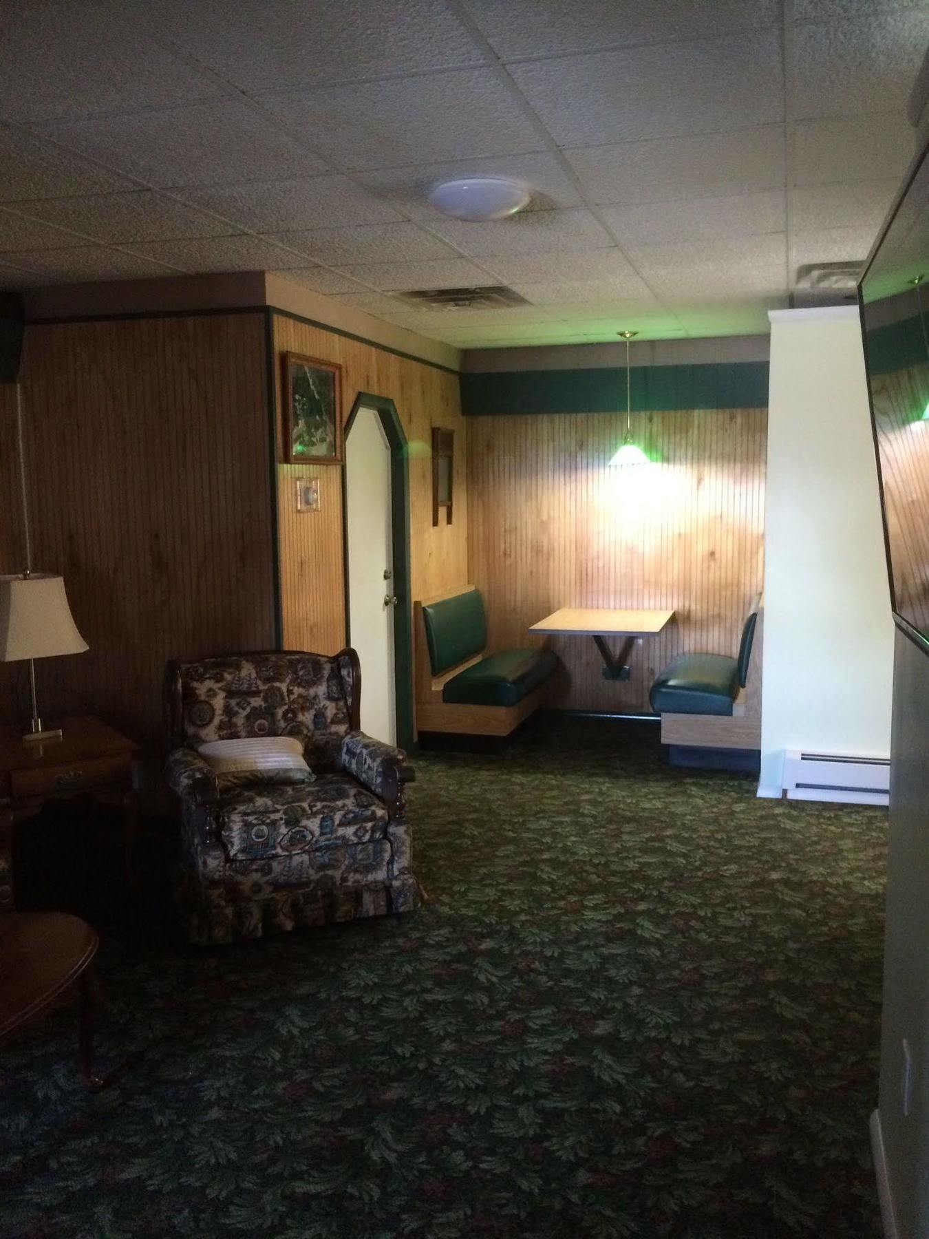 Evergreen Motel Oswego Εξωτερικό φωτογραφία