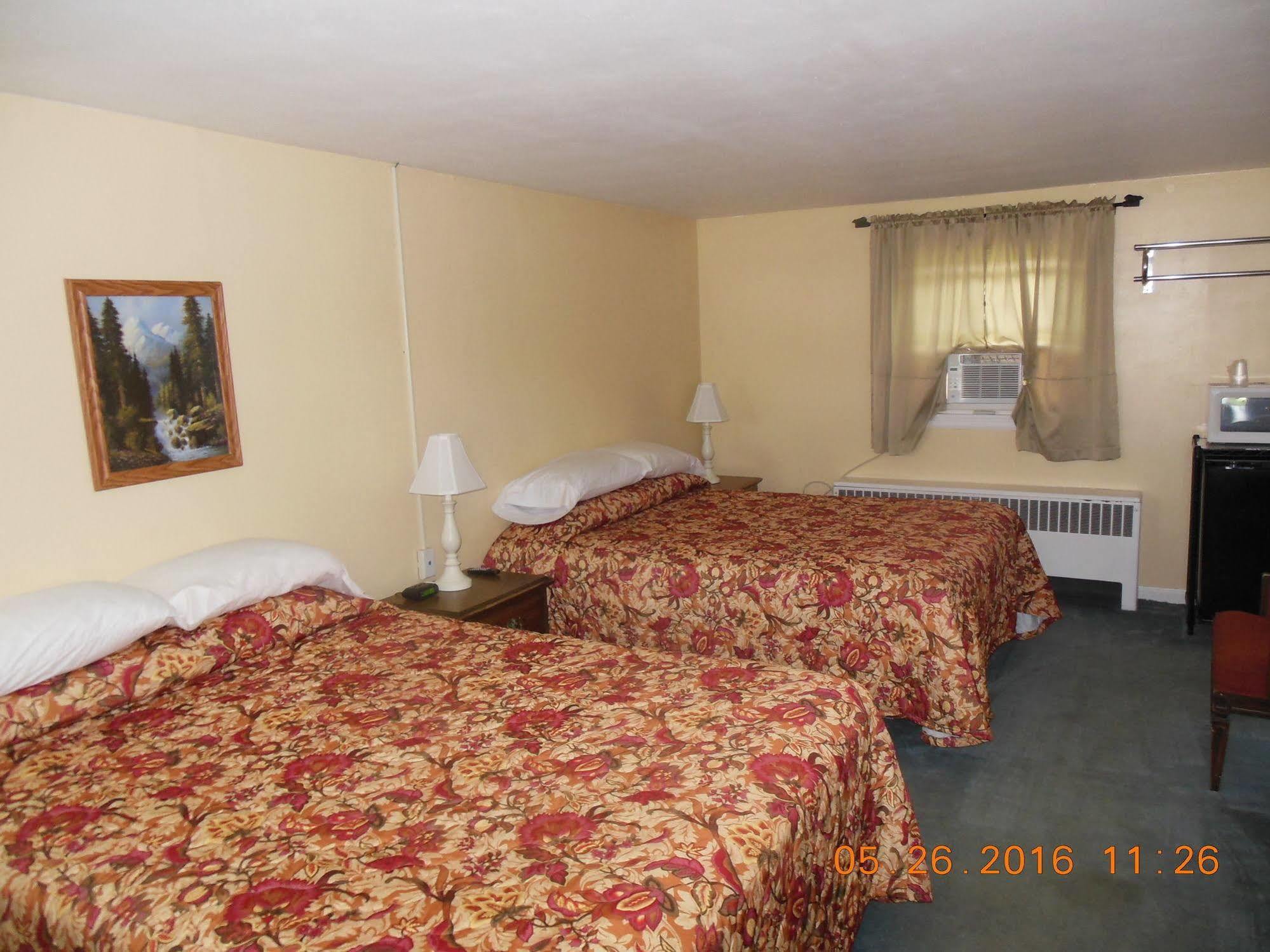 Evergreen Motel Oswego Εξωτερικό φωτογραφία
