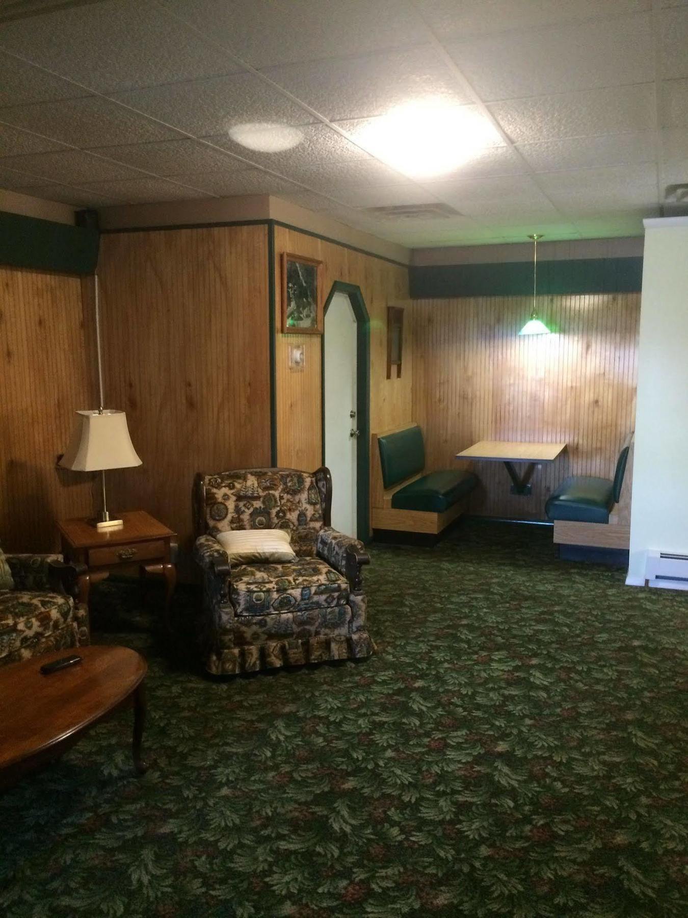 Evergreen Motel Oswego Εξωτερικό φωτογραφία