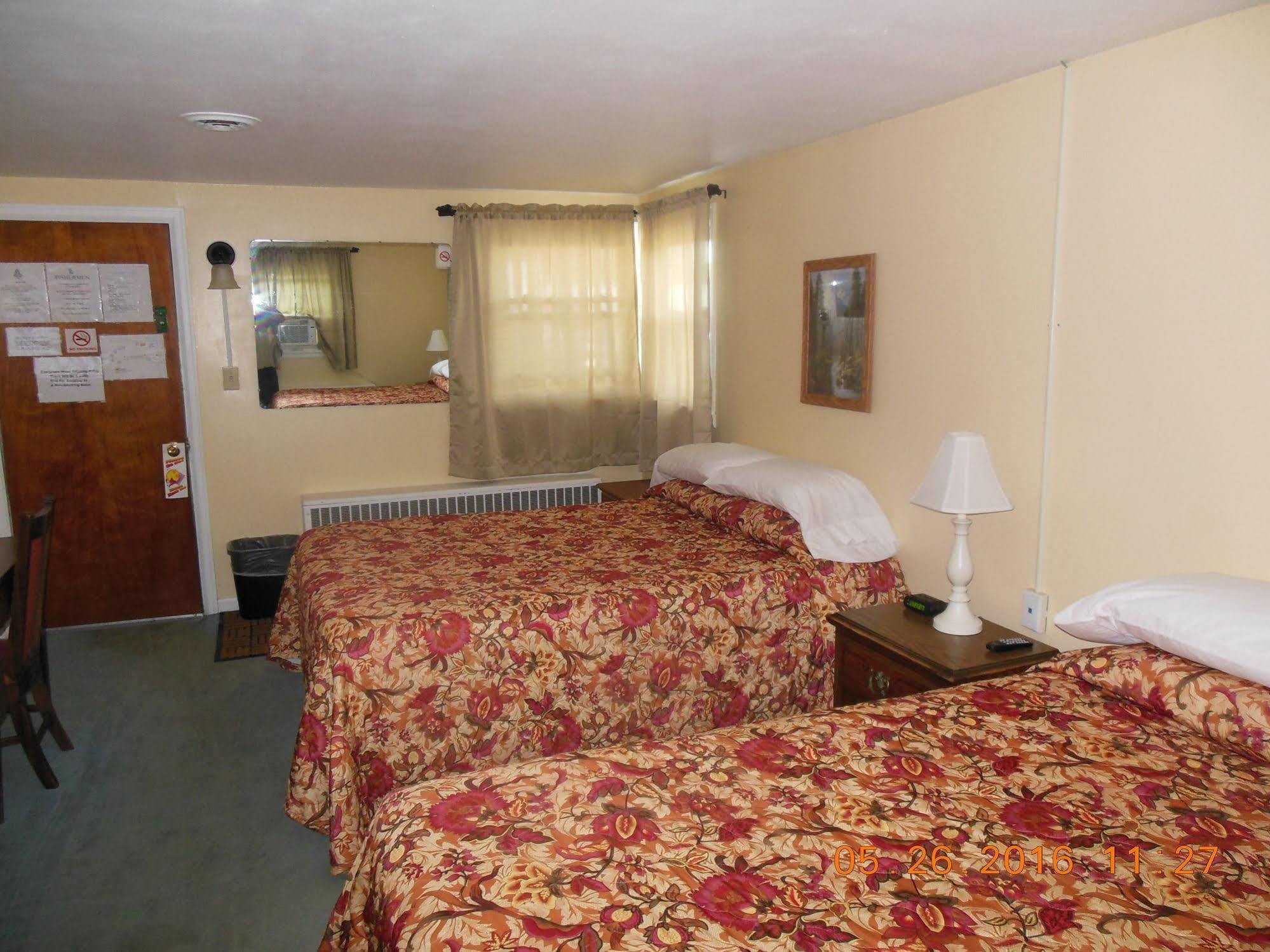 Evergreen Motel Oswego Εξωτερικό φωτογραφία