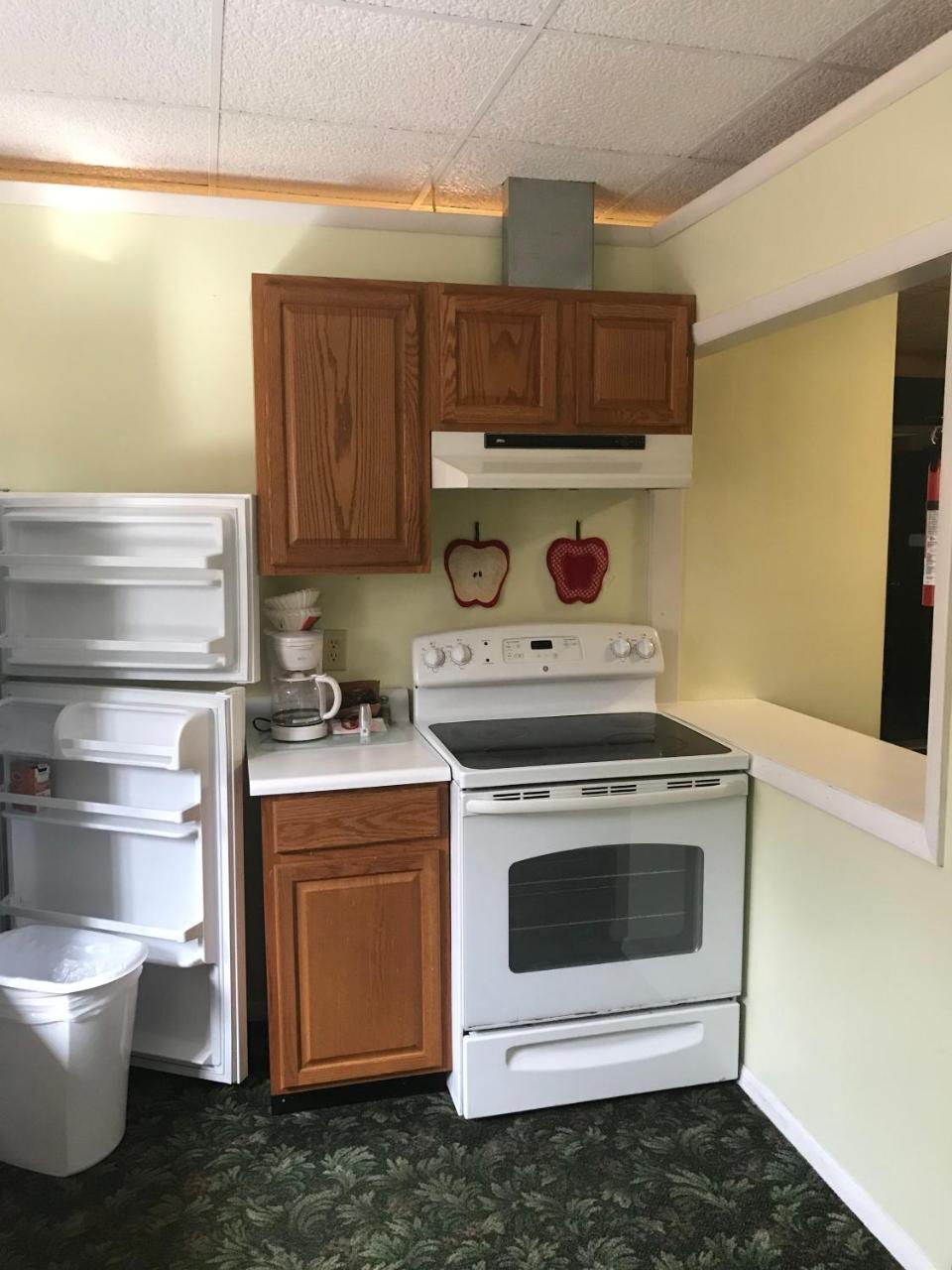Evergreen Motel Oswego Εξωτερικό φωτογραφία