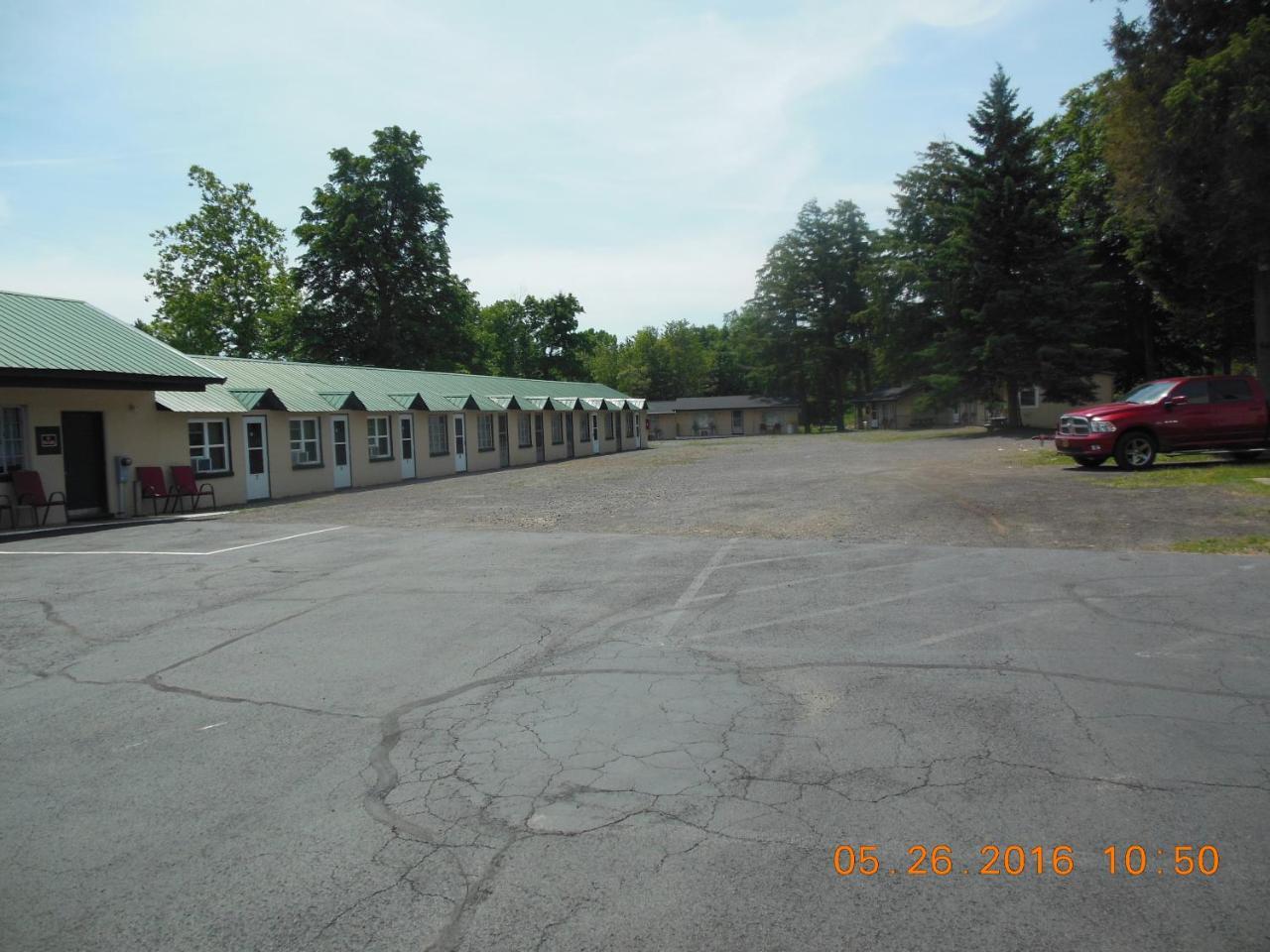 Evergreen Motel Oswego Εξωτερικό φωτογραφία