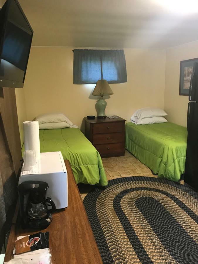 Evergreen Motel Oswego Εξωτερικό φωτογραφία