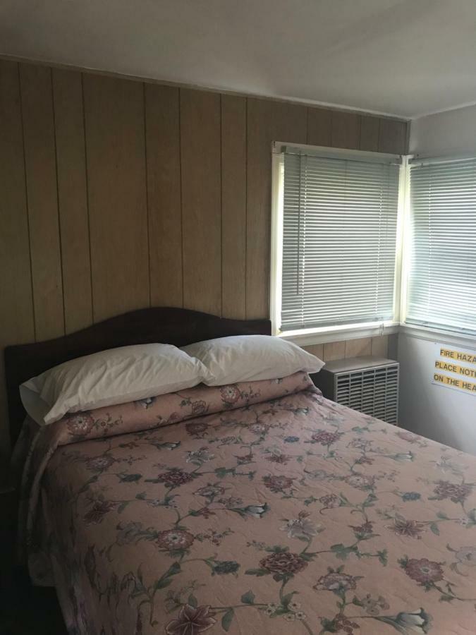Evergreen Motel Oswego Εξωτερικό φωτογραφία