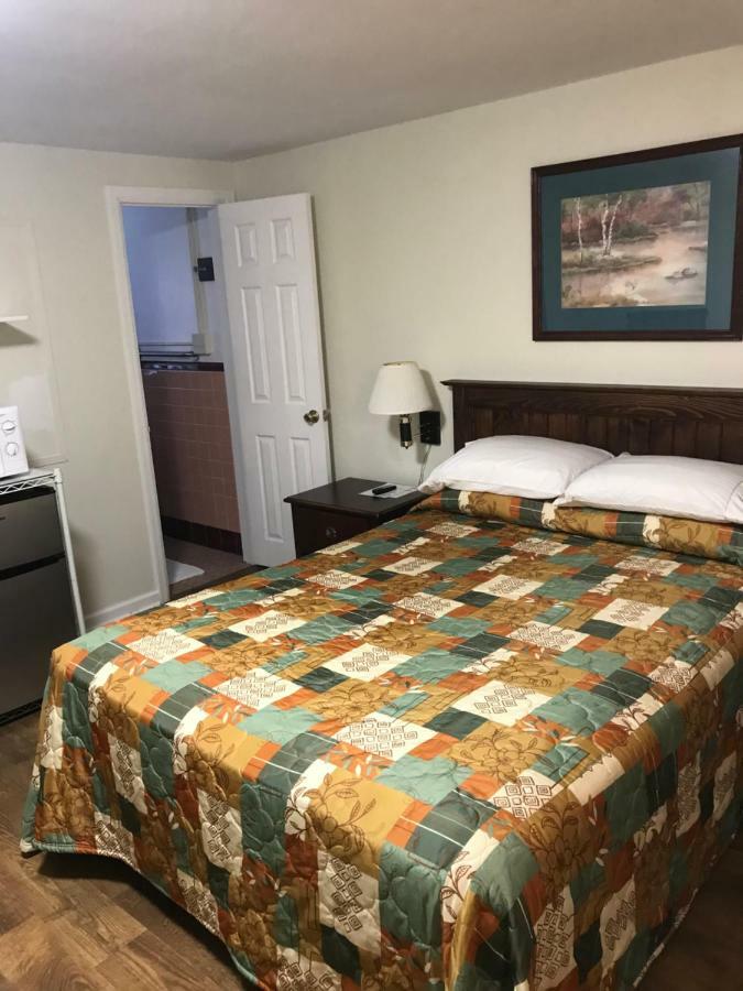 Evergreen Motel Oswego Εξωτερικό φωτογραφία