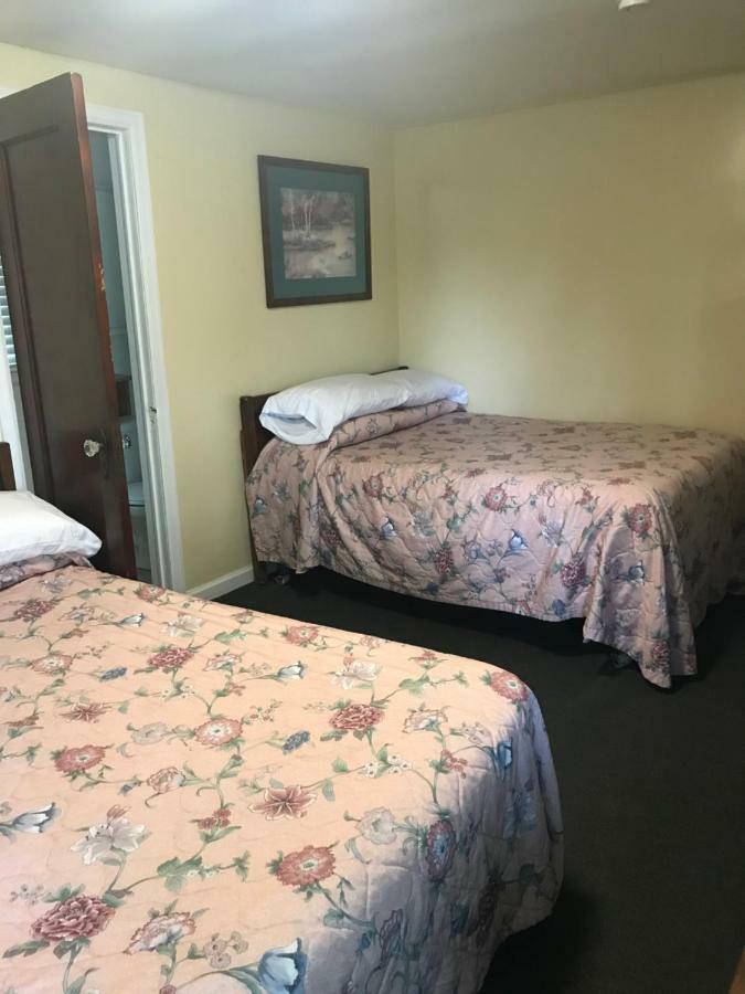 Evergreen Motel Oswego Εξωτερικό φωτογραφία
