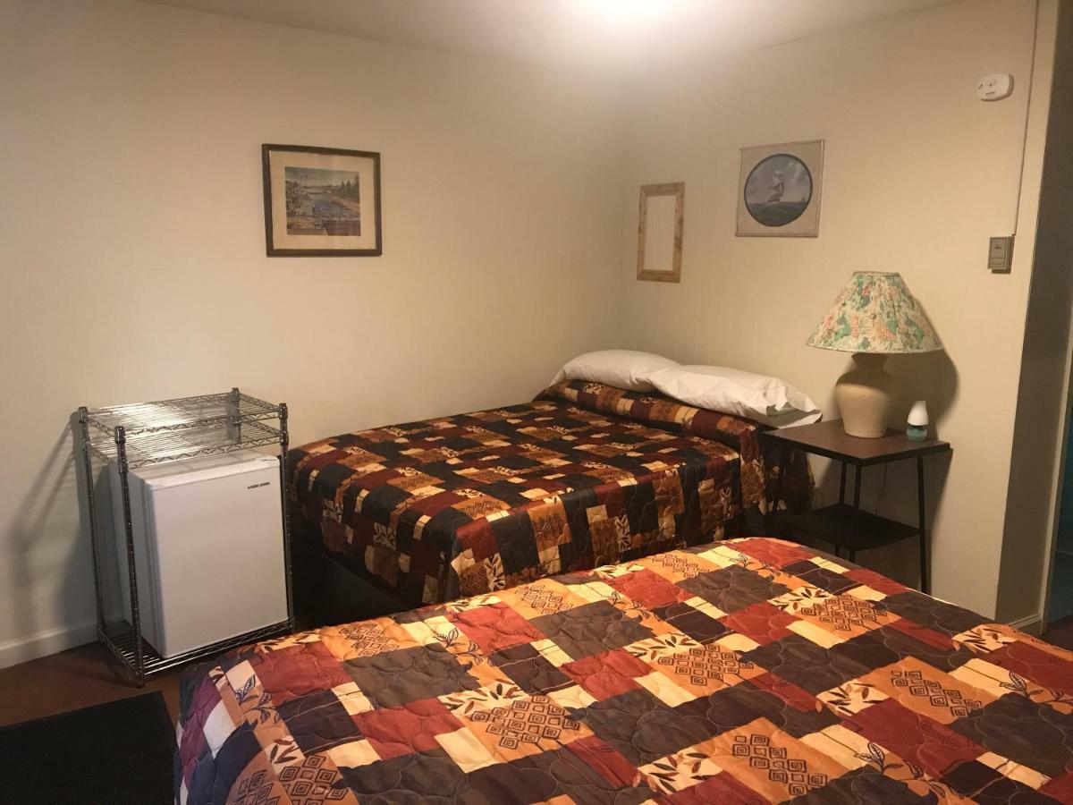 Evergreen Motel Oswego Εξωτερικό φωτογραφία