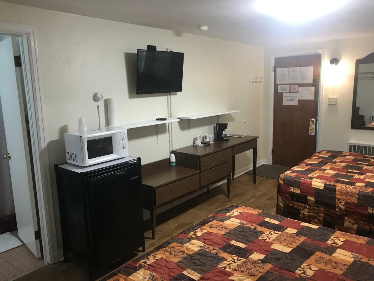 Evergreen Motel Oswego Εξωτερικό φωτογραφία